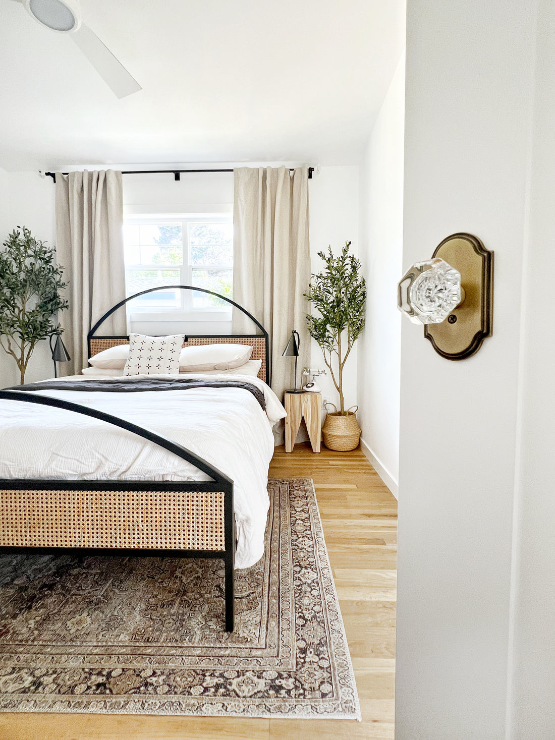 Easy Door Upgrade with Grandeur Hardware Knobs