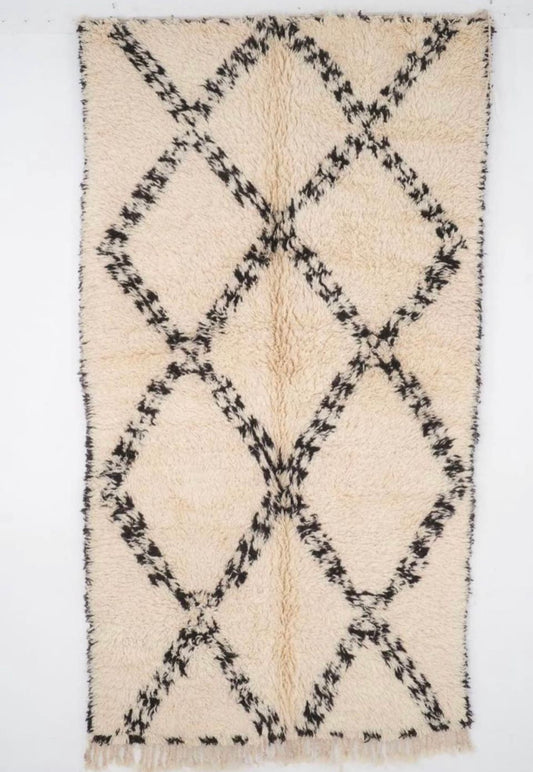 Vintage Beni Ourain Moroccan Rug Size: 8.10 X 4.65